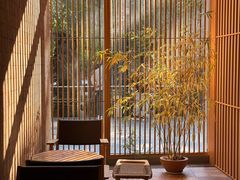 -théATRE茶聚场·餐厅(环球金融中心店)