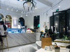 -Fridi Patisserie Cafe