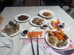 -四海一家自助餐(益田假日广场店)