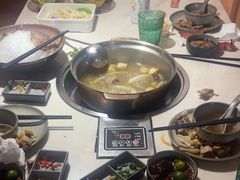 -喃喃椰·糟粕醋·椰子鸡火锅(七堡花园店)