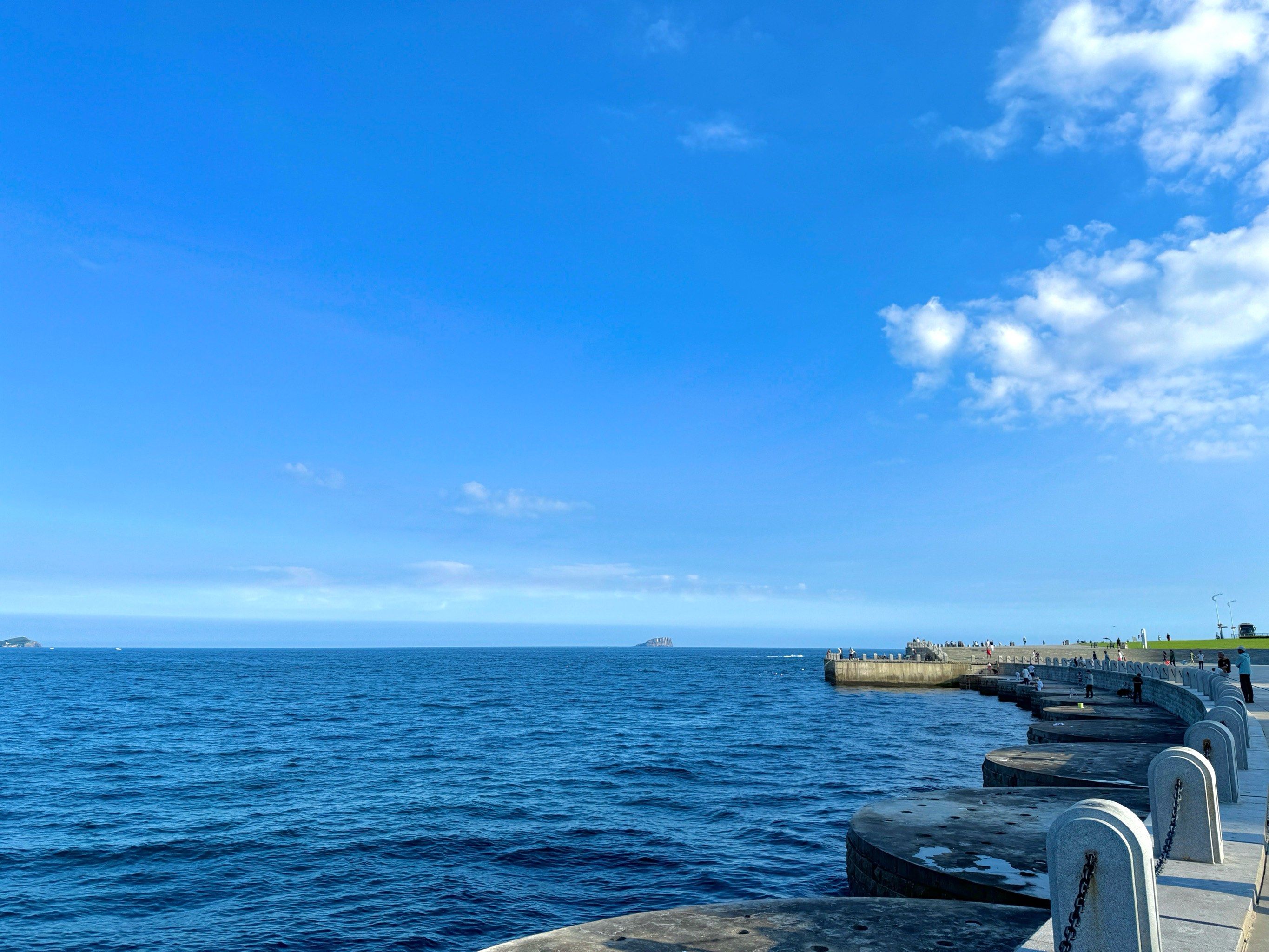 海天相接的美景