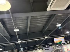 -极限PLAY运动娱乐新世界·团建派对表演休闲馆·室内高空游乐园