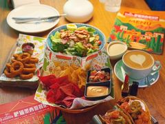 -Famous肥猫墨西哥音乐餐吧(五棵松华熙LIVE店)