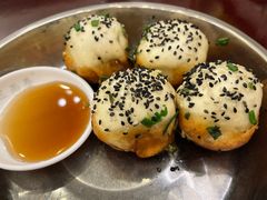 特色生煎-三两春(浦三路店)