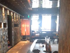 -湊湊火锅·茶憩(南京东路悦荟店)