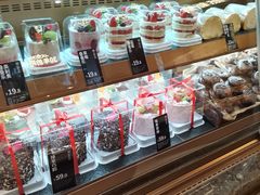 草莓叠叠乐-金凤成祥(东直门现烤面包店)