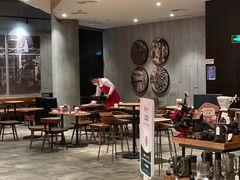 大堂-星巴克臻选(深圳金光华店)