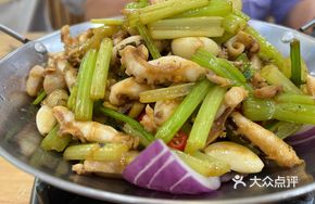 Squid and Celery Hot Pot