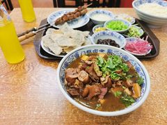 卤煮火烧-门框胡同百年卤煮(新街口店)