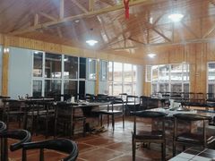 -粘豆包柴火铁锅炖