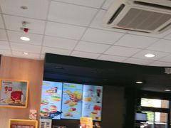 -麦当劳(荥阳店)