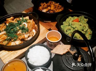 宝安啫啫煲排队王，超下饭的美食
