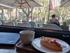 靠窗位-Peet's 皮爷咖啡(东湖路手作店)