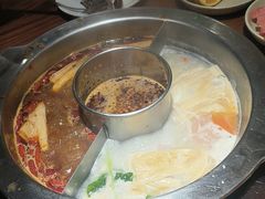 -佬土鹅肠火锅(中建大观店)