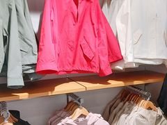 -优衣库(北京万柳华联购物中心店)