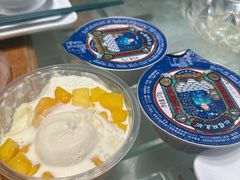 双皮奶加雪糕加芒果-仁信老铺甜品(北京路店)