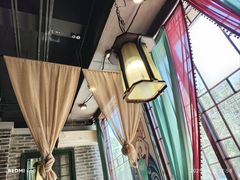 -东口码头·烧鸽子·鱼头泡饼·地方菜(金鹰悦城店)
