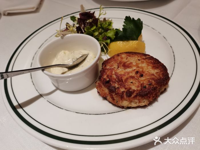 Wolfgang’s Steakhouse 沃夫冈牛排馆(上海白玉兰广场店)招牌蟹肉饼图片