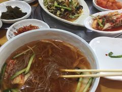 -故乡家韩国料理(丹东街店)