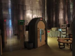 -涨巢·潮玩水疗局