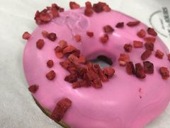 草莓甜甜圈-多乐之日(五道口店)