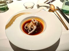 -新荣记(BFC外滩金融中心店)