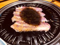 -唯成•韩国炭火烤肉 유성고기