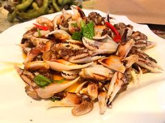 -喝丢一只鞋辣炒海鲜小烧烤(三八广场店)