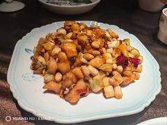 -东口码头·烧鸽子·鱼头泡饼·地方菜(金鹰悦城店)