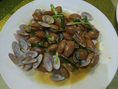 -四川小胡子海鲜(丁村万人海鲜广场店)