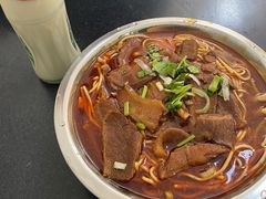 -薛记襄阳香辣牛肉面(平安路店)