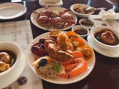 -荣誉国际酒店-云顶旋转餐厅