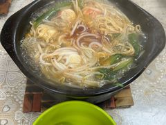 -砂锅米线