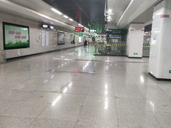 -佳园路(地铁站)