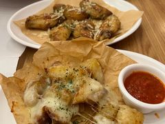 -城市大道红炉披萨烘焙坊