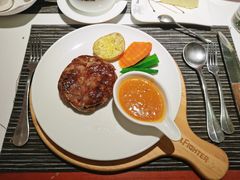 -斗牛士牛排餐厅(嘉里汇店)