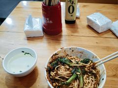 特色豌杂面干溜-朱儿面庄(洋河三路店)