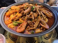 -徐记小怪兽肉蟹煲店(哈西万达金街店)