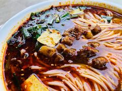 -官渡李记小锅米线(新亚洲体育城百合园东北)