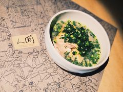 -穹六人间 people 6(岳阳路店)
