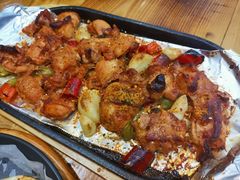 -老东镇啤酒屋海鲜加工·蒸汽海鲜·海鲜烧烤(台东店)