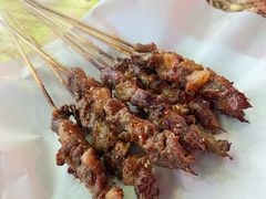 -巴汗羊肉串烧烤店