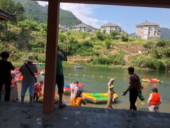 景点-龙井峡漂流