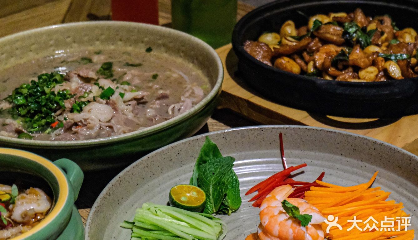 钟村工厂「来回Kitchen」吃融合菜感受逃离城市计划‼️