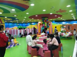 -宝贝渡口儿童游乐园(华南安盛店)