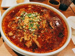 水煮牛肉-峨嵋小镇·川菜(正定朗华店)
