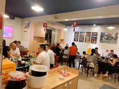 大堂-鸿顺老铁锅美蛙鱼府(解放碑店)