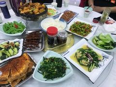 -撒拉人家.酸菜牦牛肉火锅