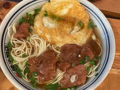 -矮子粉店1985·长沙米粉(湘春路店)