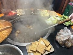 -屈夫人地锅鸡(南充店)